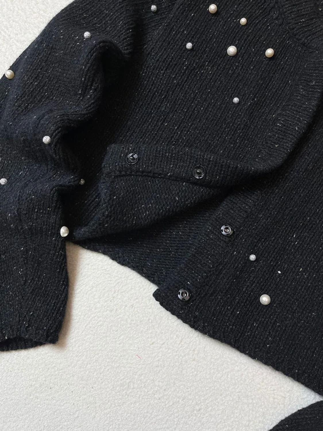 그로브 21Winter 크롭 진주 니트 가디건 PN7103 상품이미지4