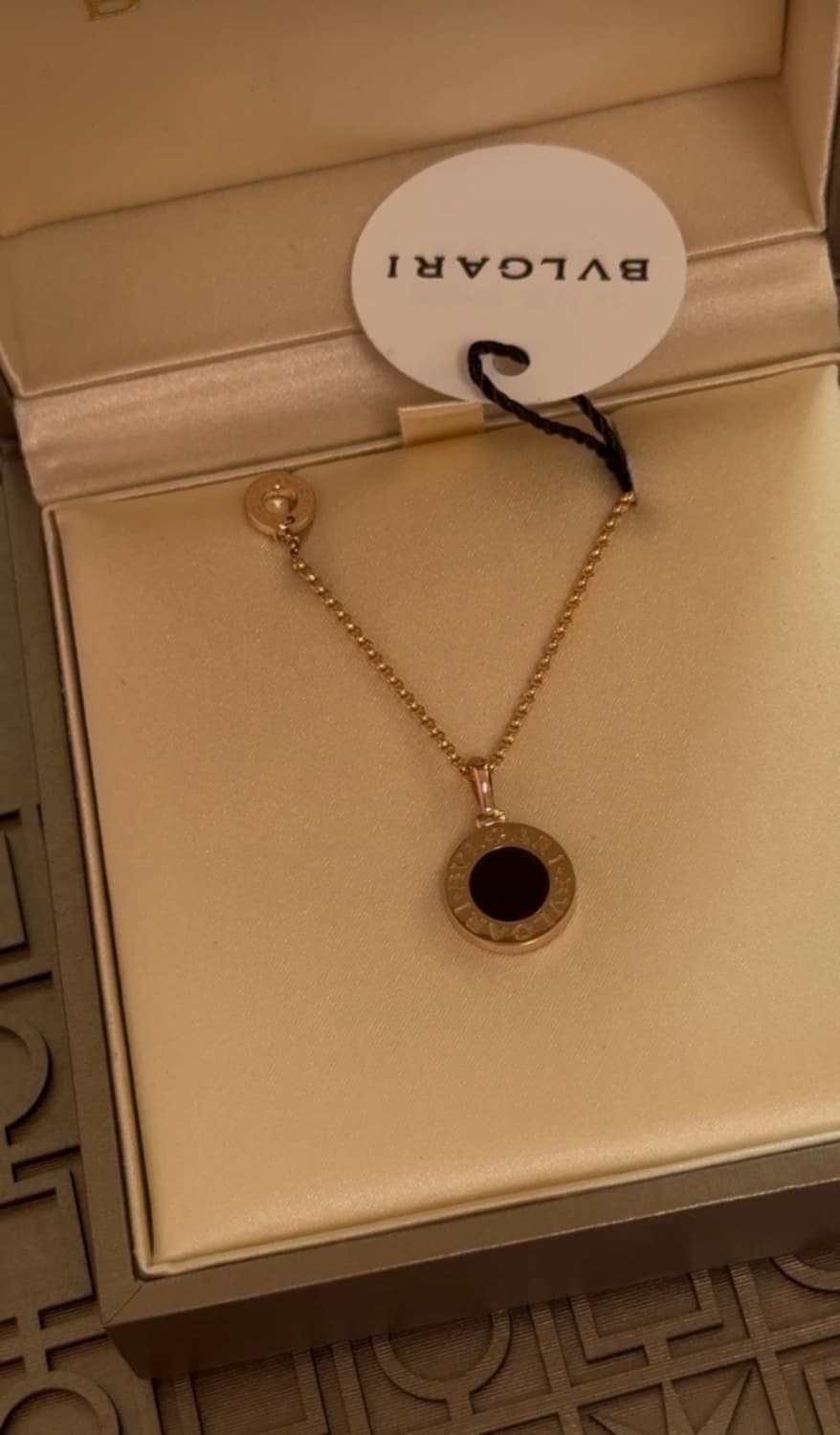 불가리 불가리 인그레이빙 옐로우골드 목걸이 상품이미지2