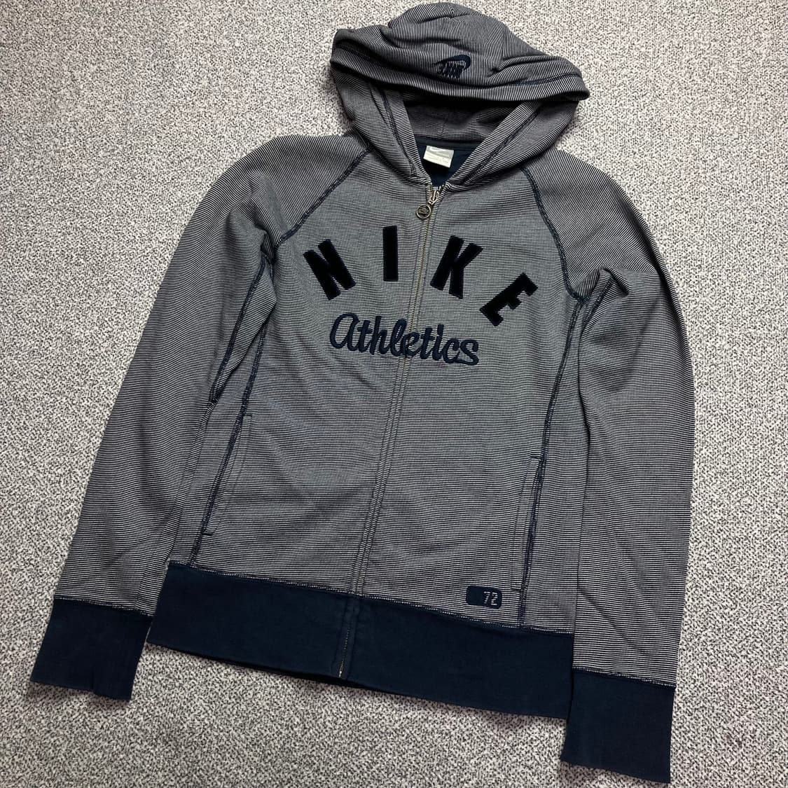 Nike y2k 나이키 올드스쿨 스티치 빅로고 후드집업 상품이미지1