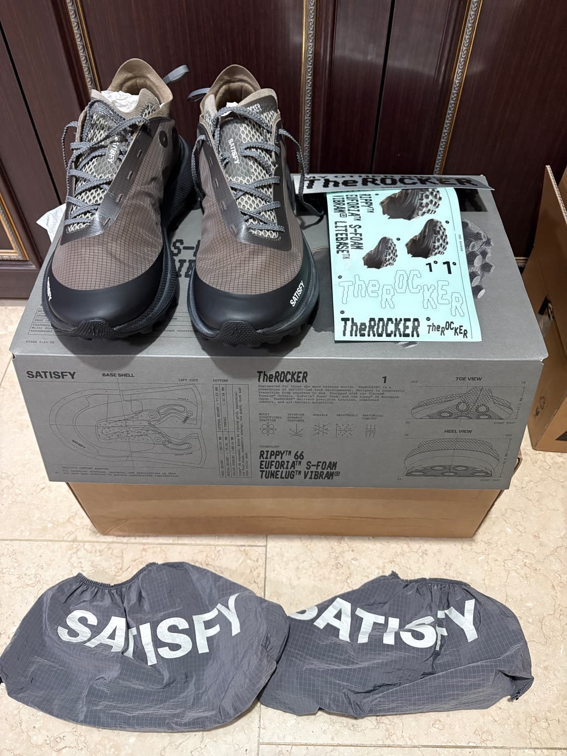 새티스파이 더라커 팔콘 9사이즈 270사이즈 상품이미지1