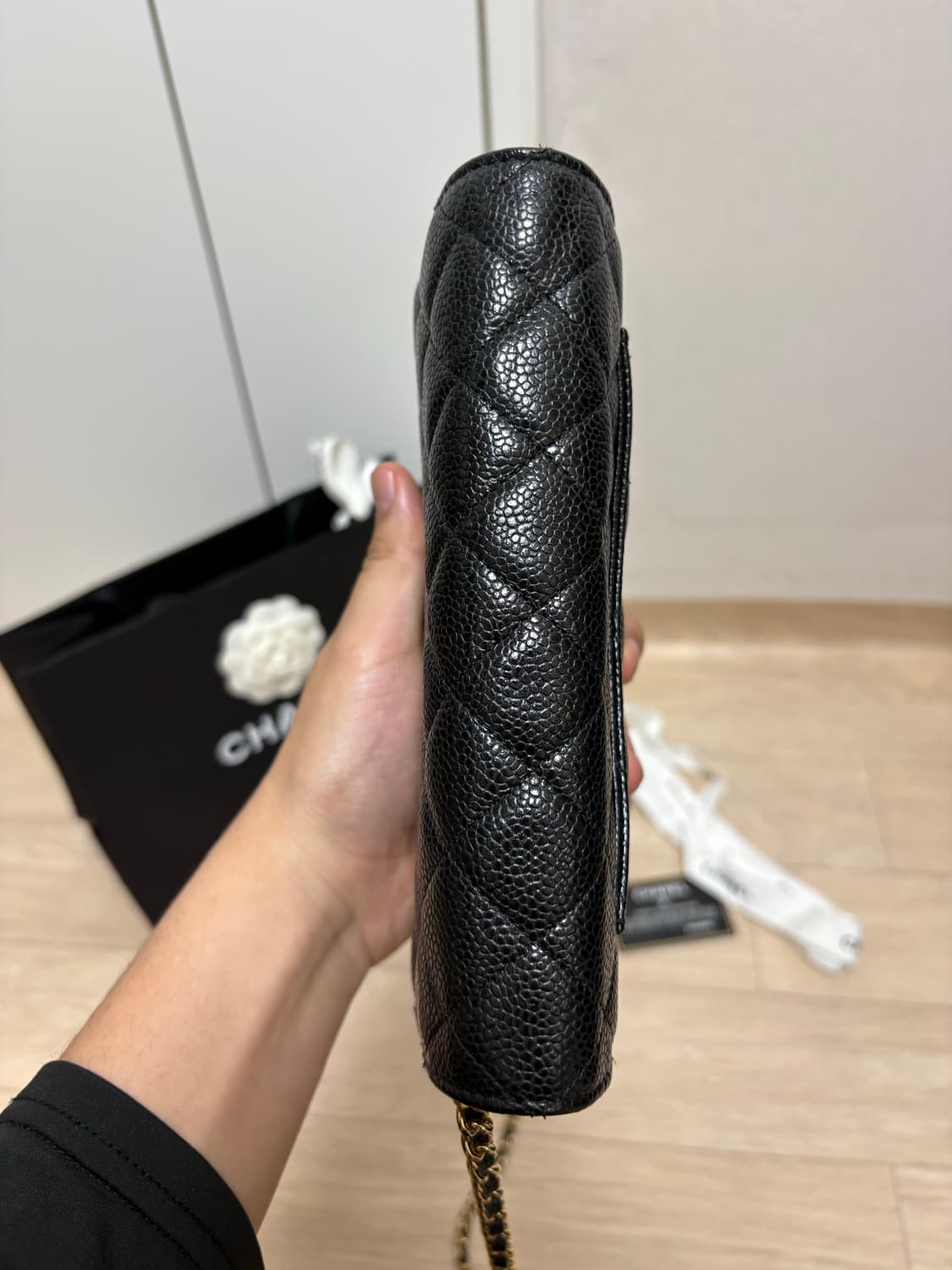 (새상품급, 정품) 샤넬 캐비어 금장 체인백 woc 상품이미지9