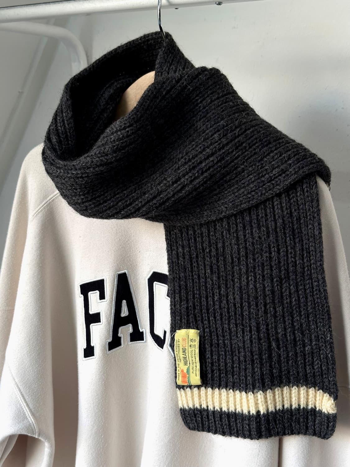 Wide rib wool knit muffler 상품이미지4