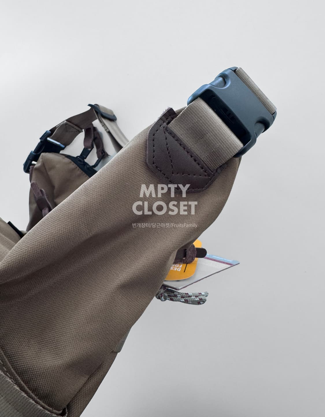 아소브 AS2OV 코듀라 도비 305D 투웨이 백 카키 상품이미지8