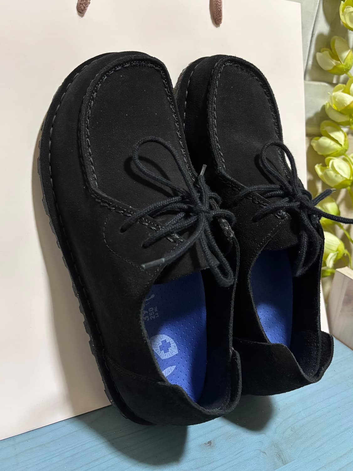 버켄스탁 우티 레이스 스웨이드 블랙 250 39사이즈 상품이미지2