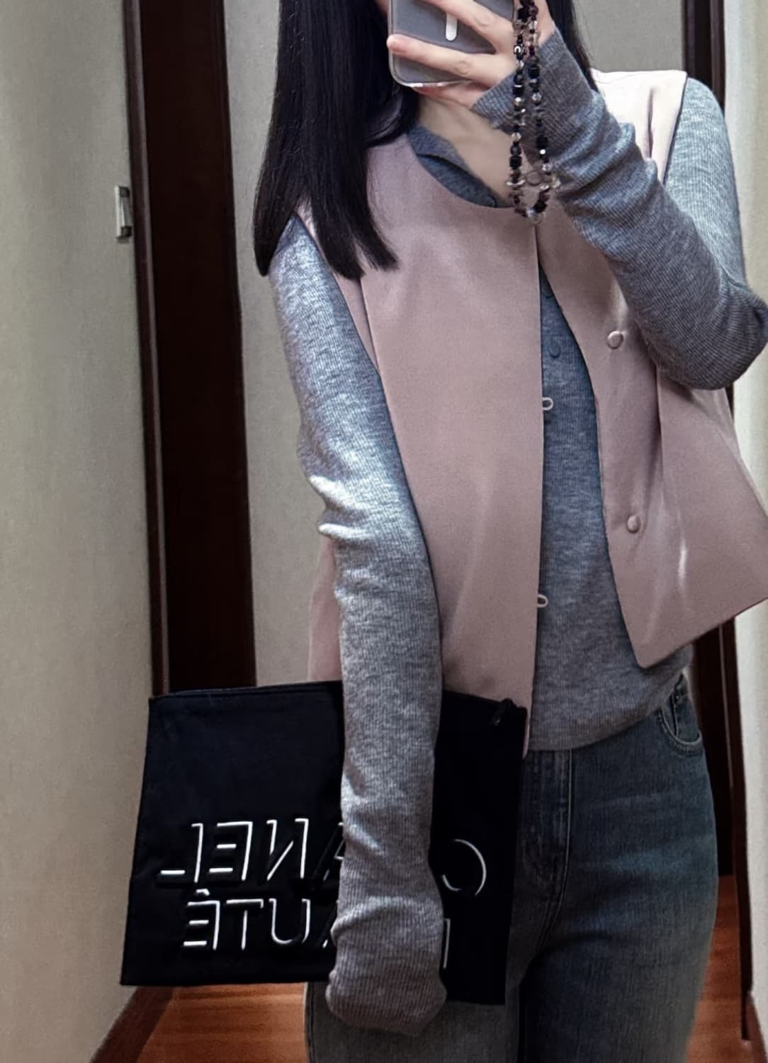 샤넬 자수 로고 대용량 클러치 파우치 상품이미지3