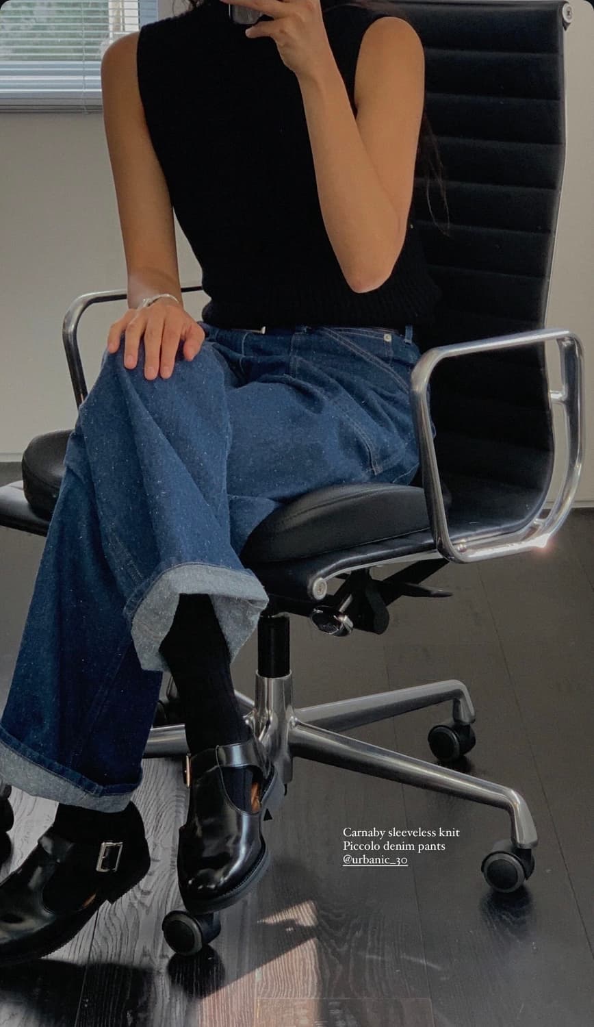 (새상품)얼바닉 카나비 슬리브리스 니트 상품이미지4