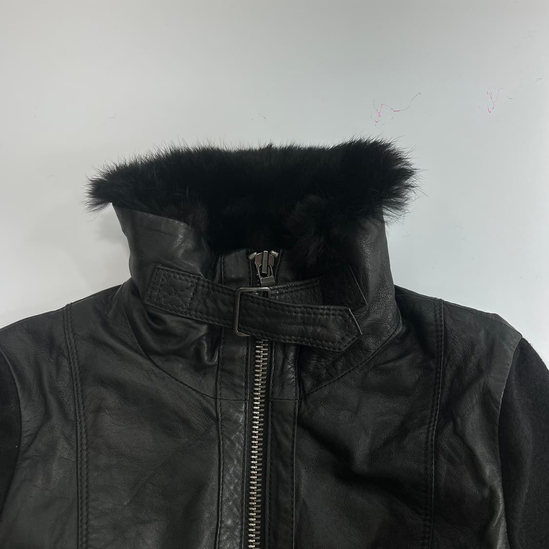 Armani 아르마니 블랙 레더 퍼 무스탕 상품이미지6