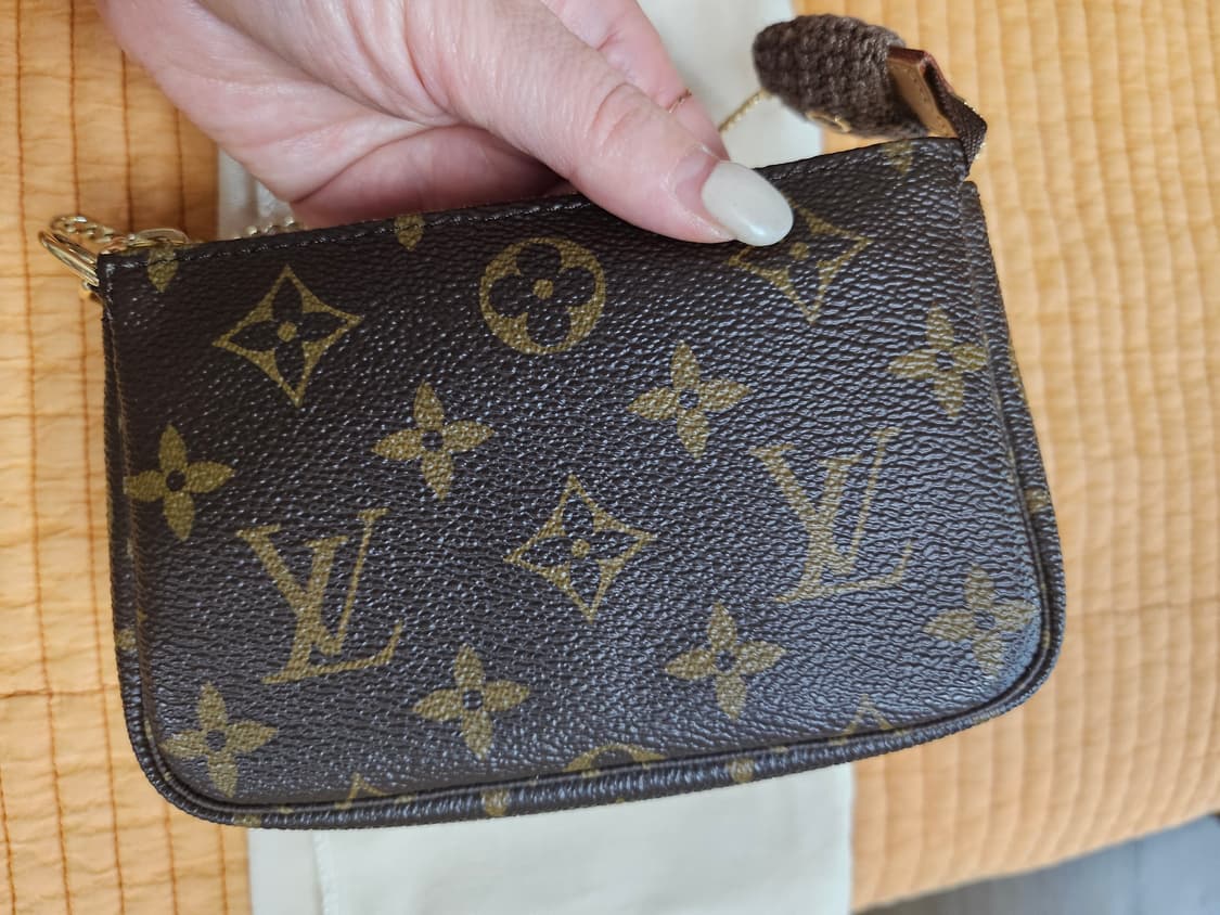 루이비통 미니 포쉐트 악세수아 정품 상품이미지4