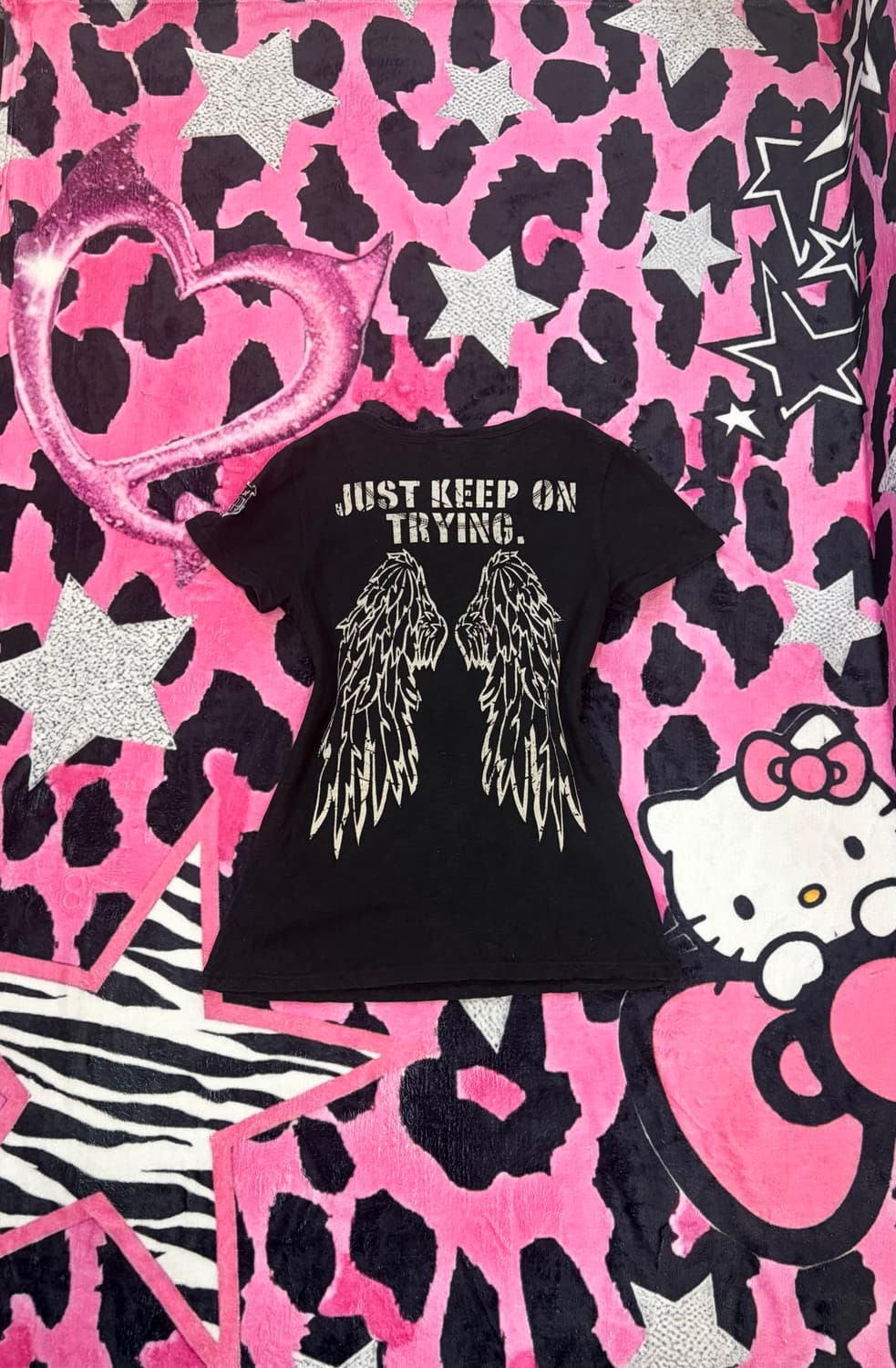 Y2K lettering Layered back angel T-shirt 상품이미지1