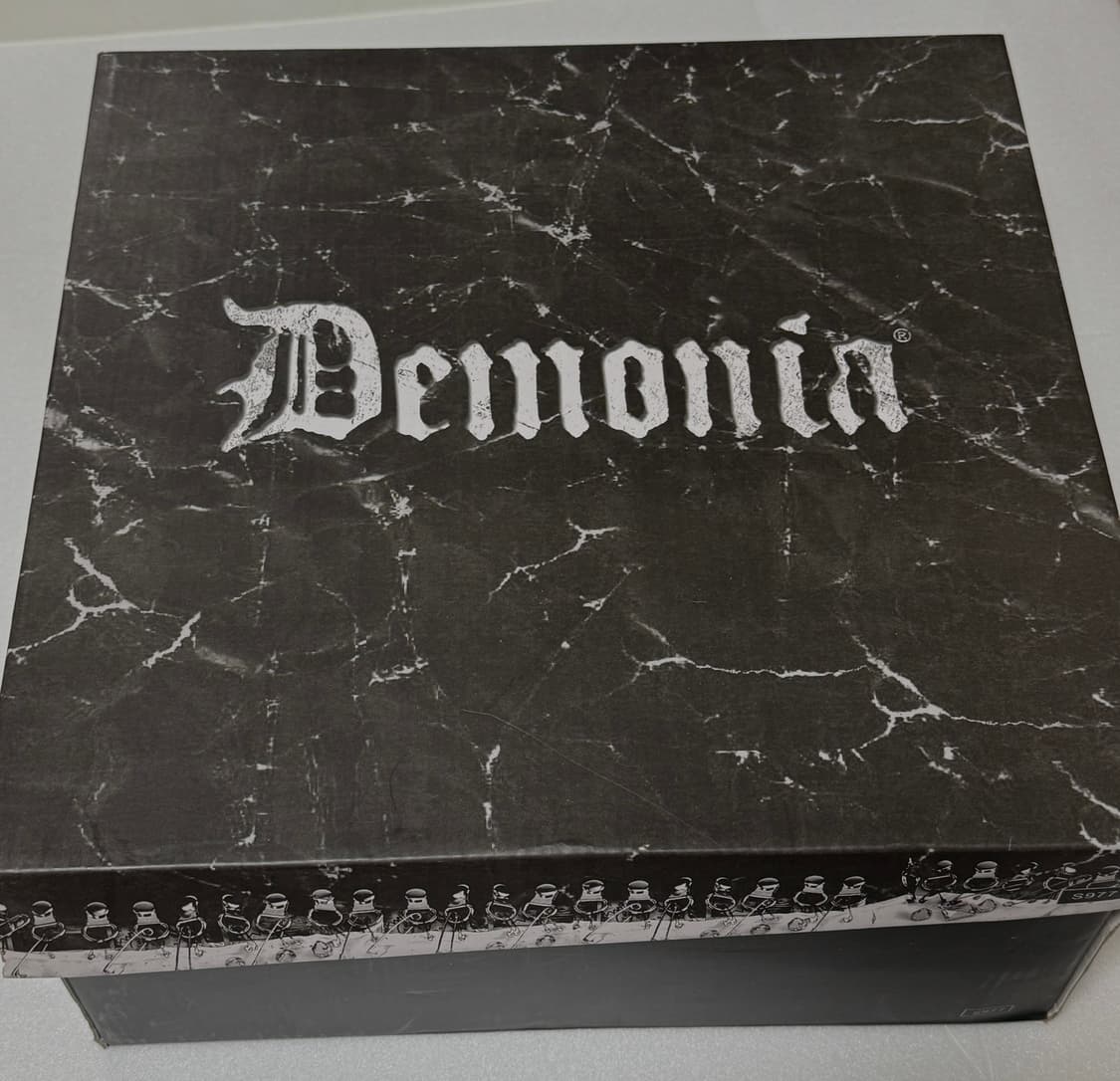 데모니아 스톰프 하이 us6 상품이미지5