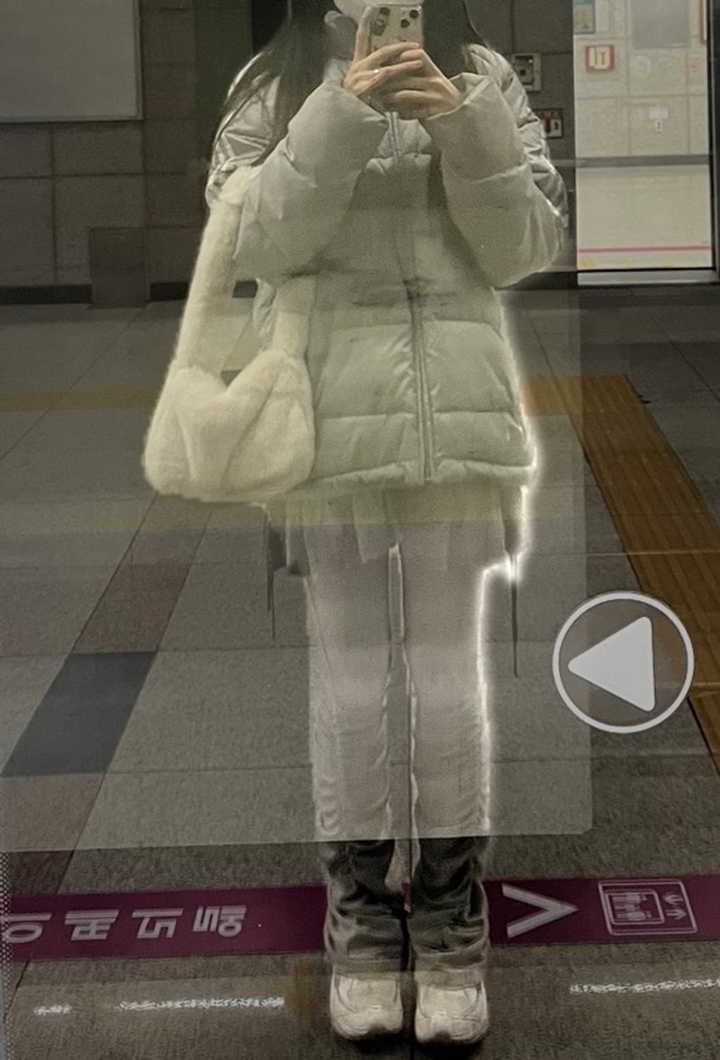 아디다스 대대장 쿨그레이 화이트 패딩 중패딩 리즈리사 스포티 (무배!! 상품이미지2