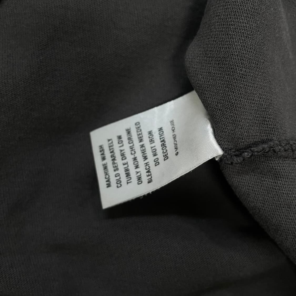 미스치프 프린팅 롱슬리브 다크 그레이 상품이미지5