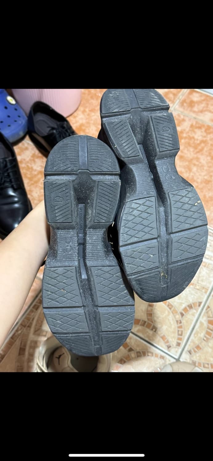 온러닝 클라우드몬스터 블랙 런닝화 240 상품이미지3