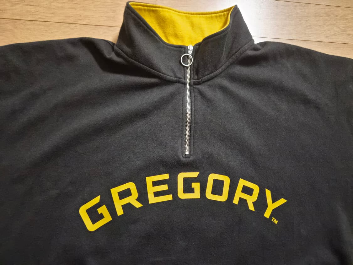 GREGORY 아치 로고 하프집업 맨투맨 상품이미지3