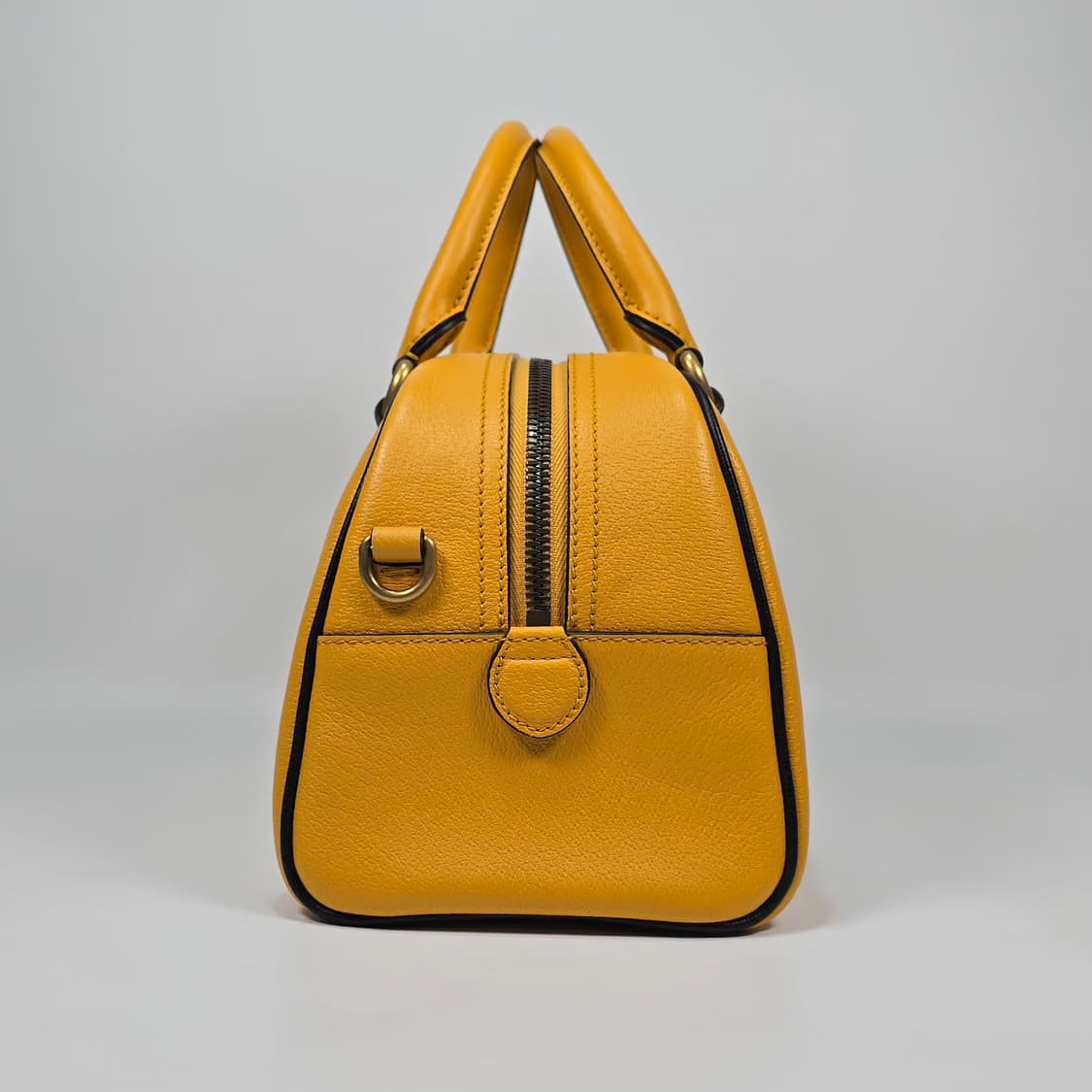 구찌 x 아디다스 미니 더플 백 상품이미지5