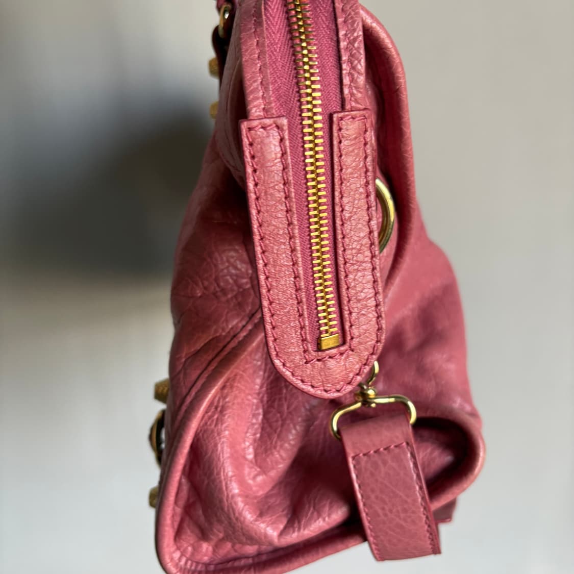 발렌시아가 시티 모터백 핑크 상품이미지4