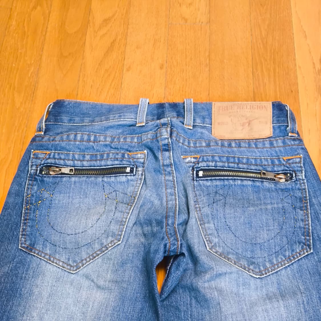 [31, Made in USA] 트루릴리전 지퍼 포켓 진 상품이미지2