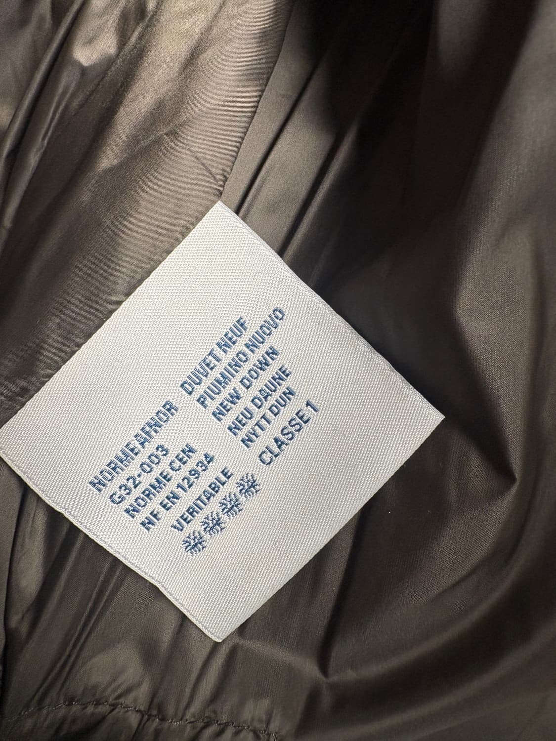 몽클레르 남성 빈티지 컬러블록 숏패딩 (만화 태그) 상품이미지4