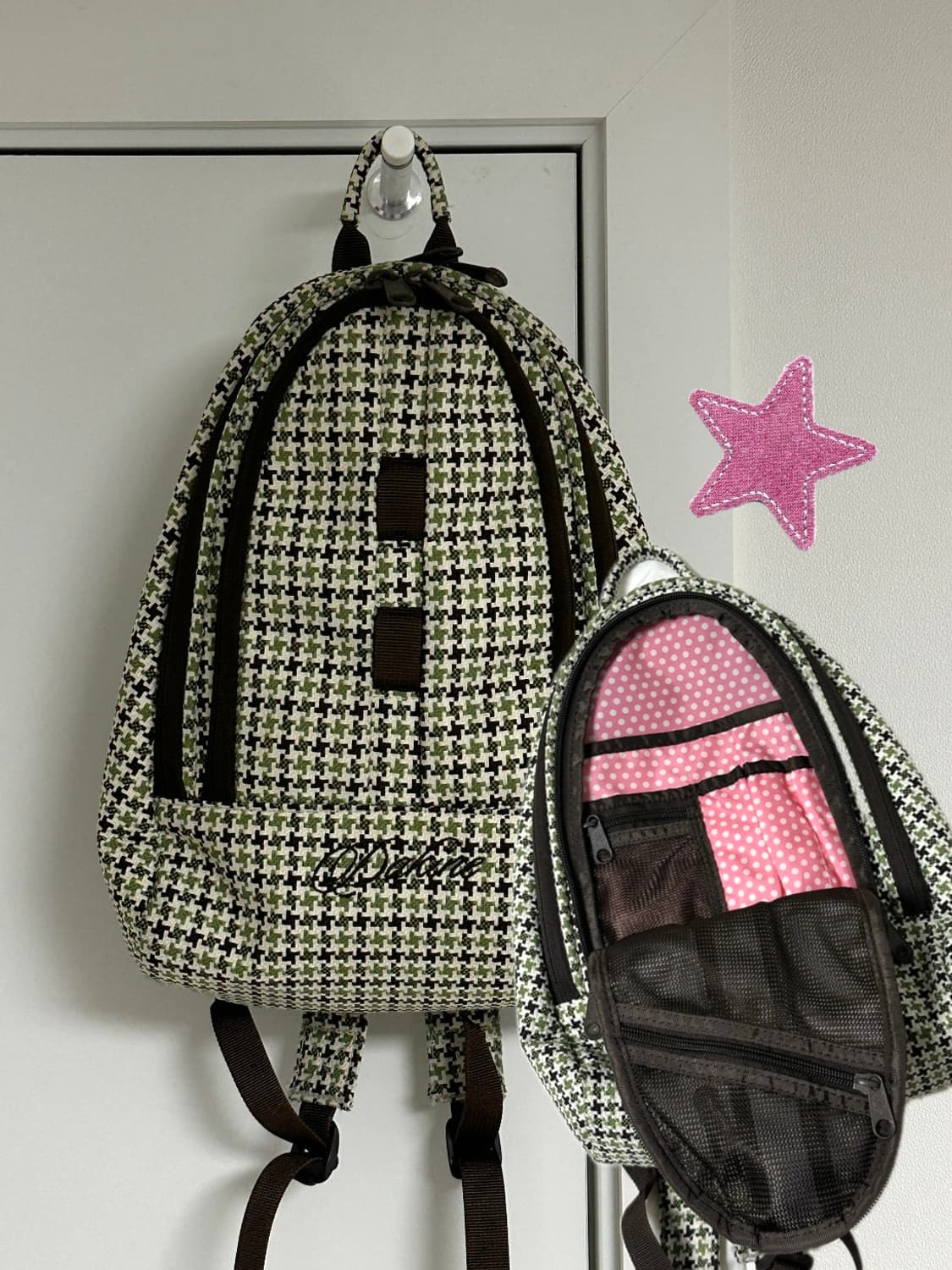 Dakine 체크&도트 백팩_핑크 상품이미지1