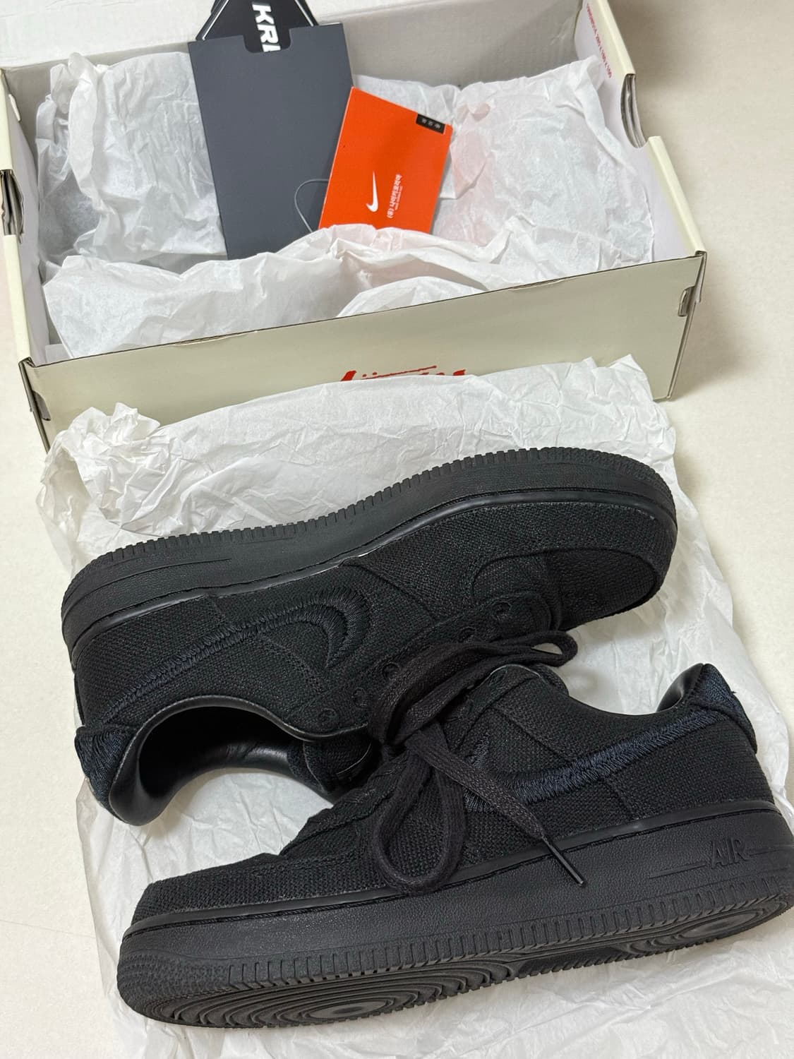 나이키 스투시 에어포스 트리플 블랙 235 상품이미지1