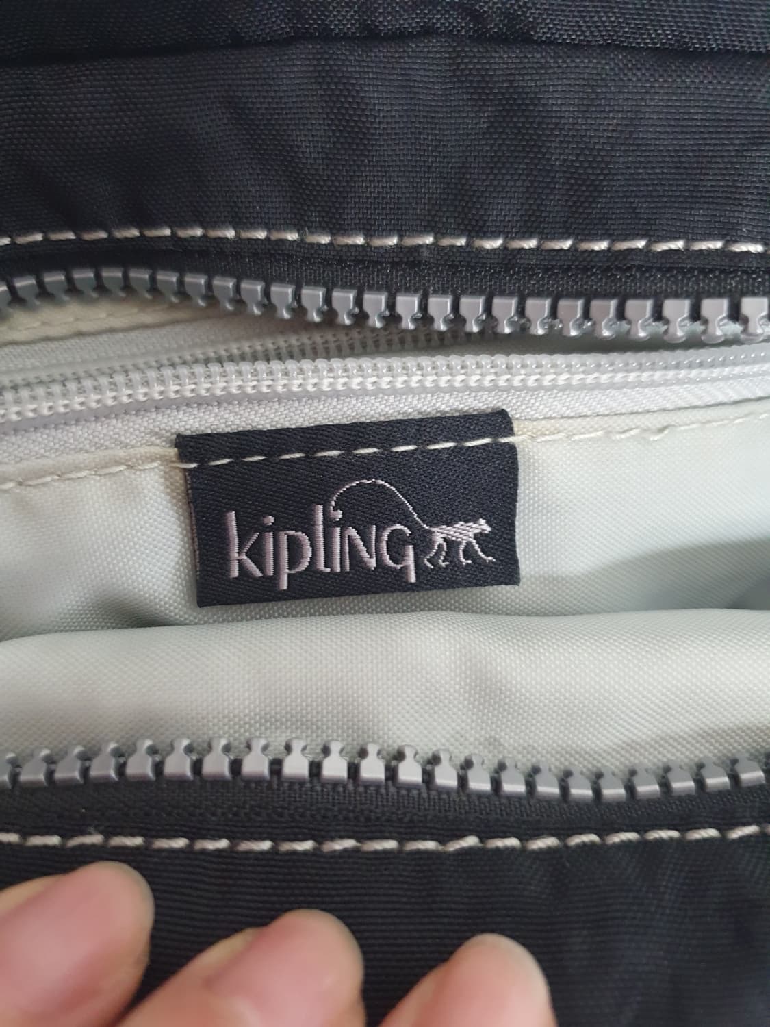 🖤 키플링 페어팩스 미니 2way 블랙 상품이미지9