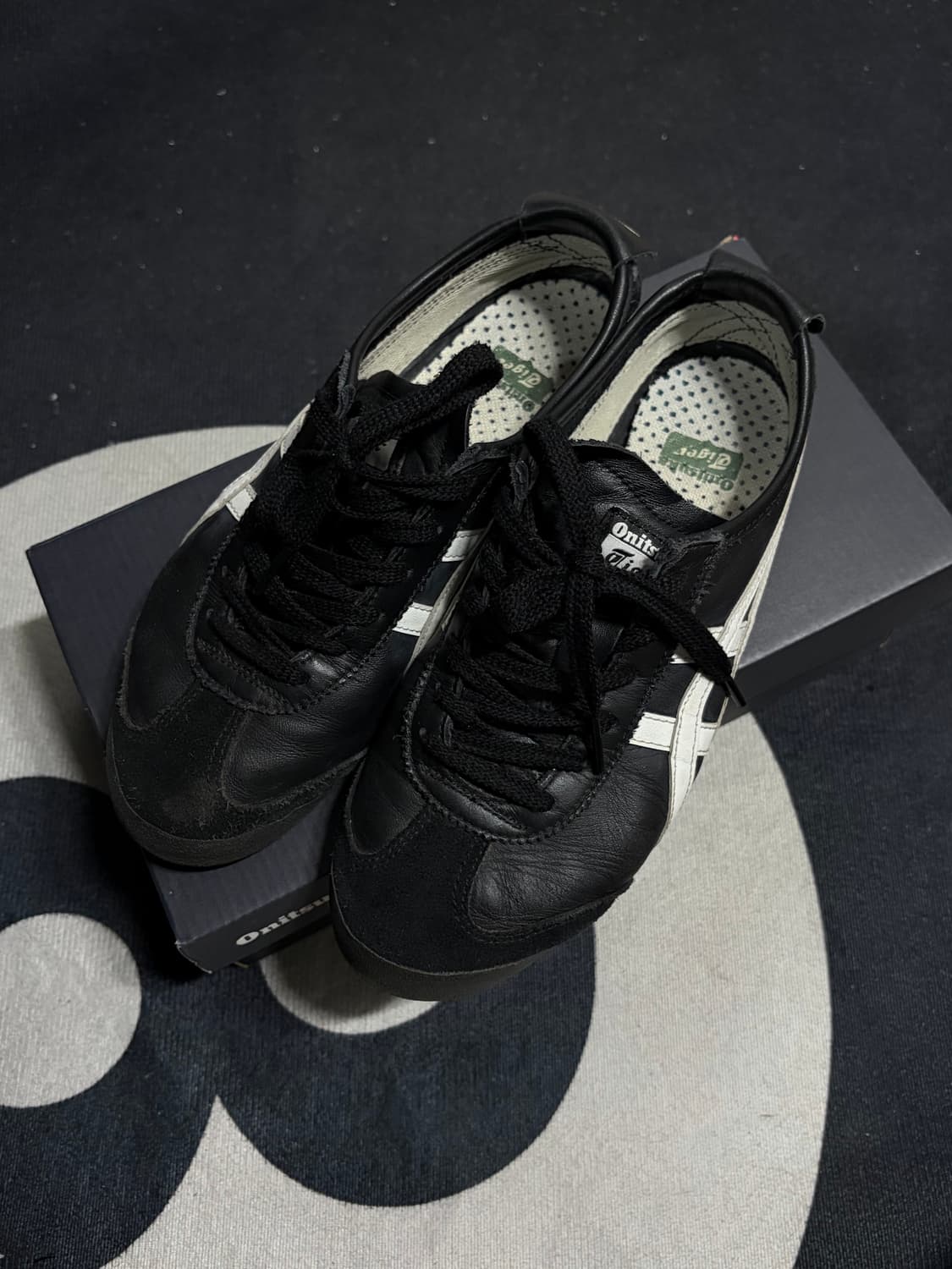 오니츠카타이거 블랙 39 상품이미지1