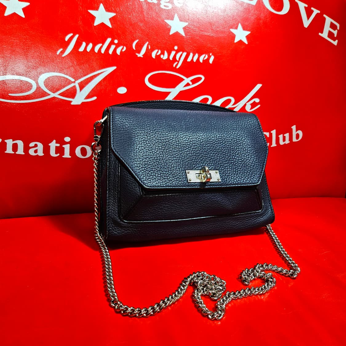 발리(BALLY) SUZY 실버 체인 크로스백 24 x 23 x 7 상품이미지1