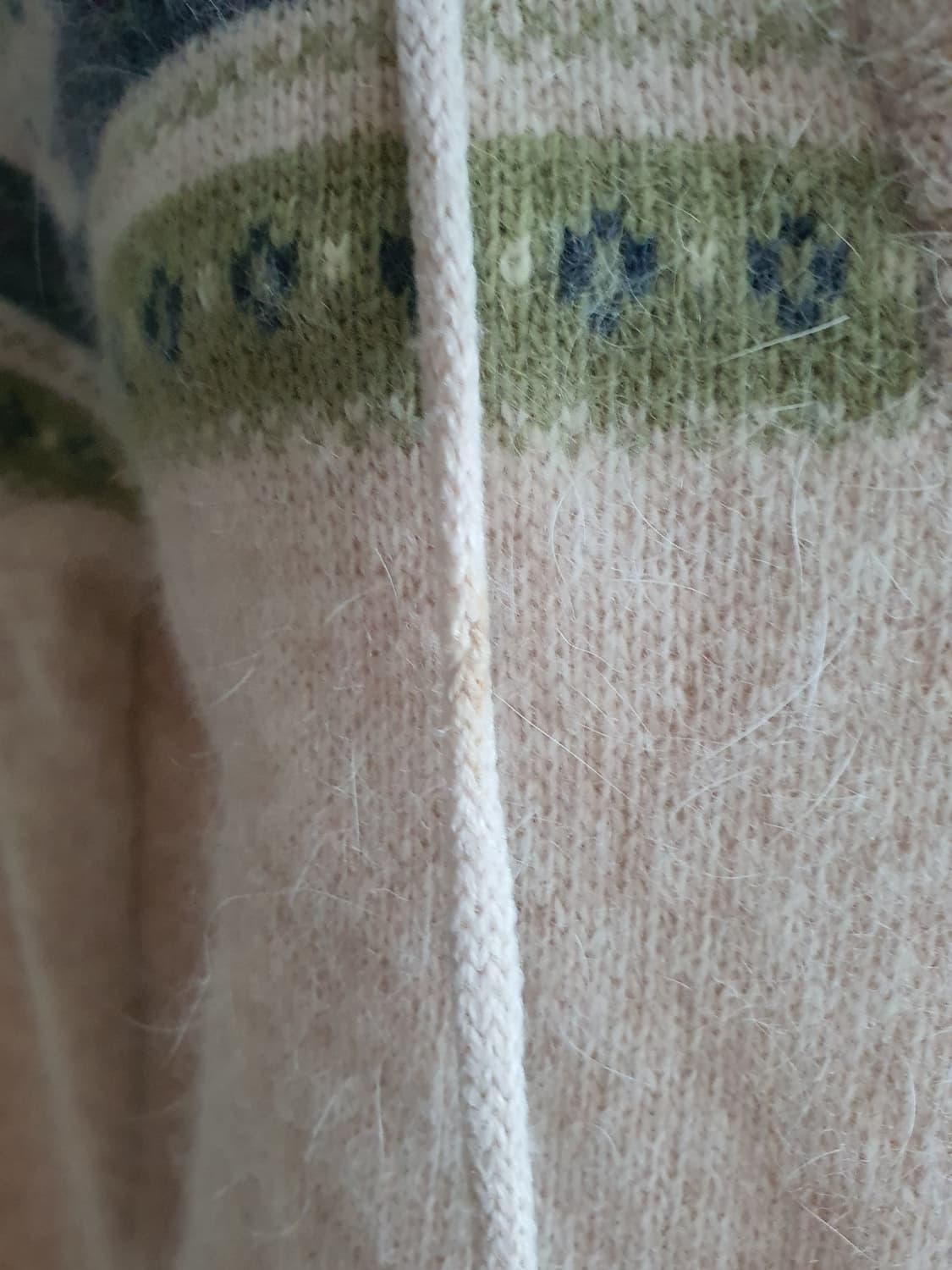 [모리걸] 후드 폼폼 니트 원피스 상품이미지3