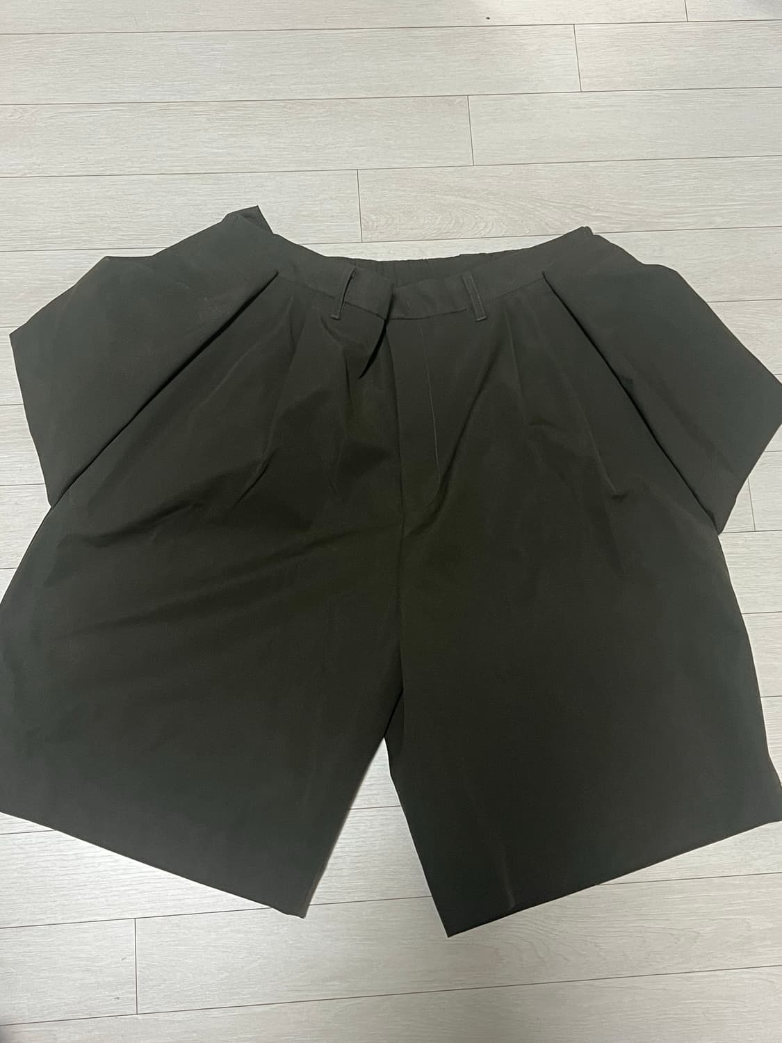 논노드 카키 바지 상품이미지2