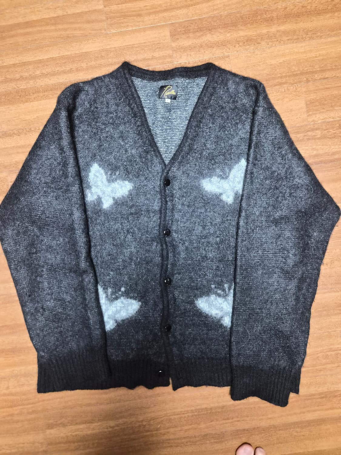니들스 스튜디오스 별주 가디건 l 상품이미지1