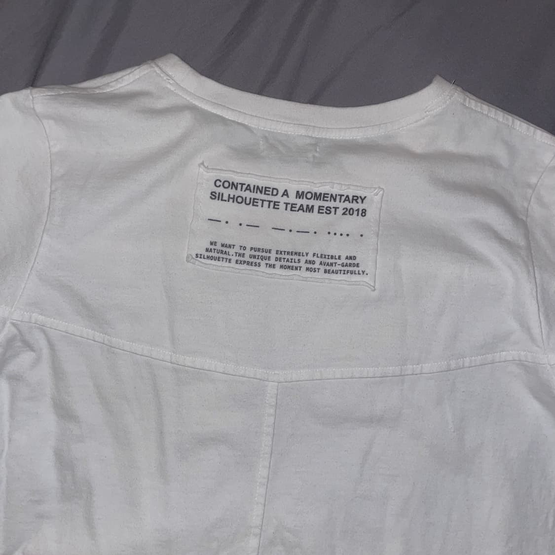 나체 반팔티 상품이미지1