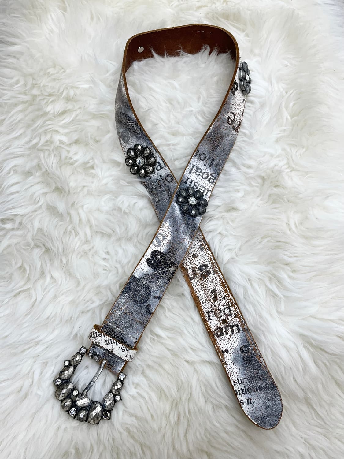 리얼레더 오리엔탈 스터드 버클 벨트 상품이미지1