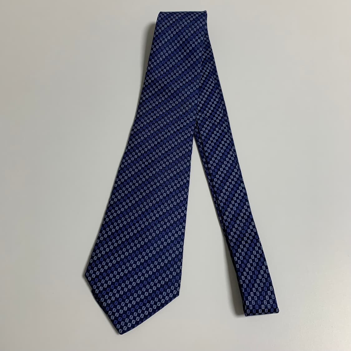 펜디(FENDI) FF스몰로고 모노그램 명품 신형넥타이 최상급 A+ 상품이미지9