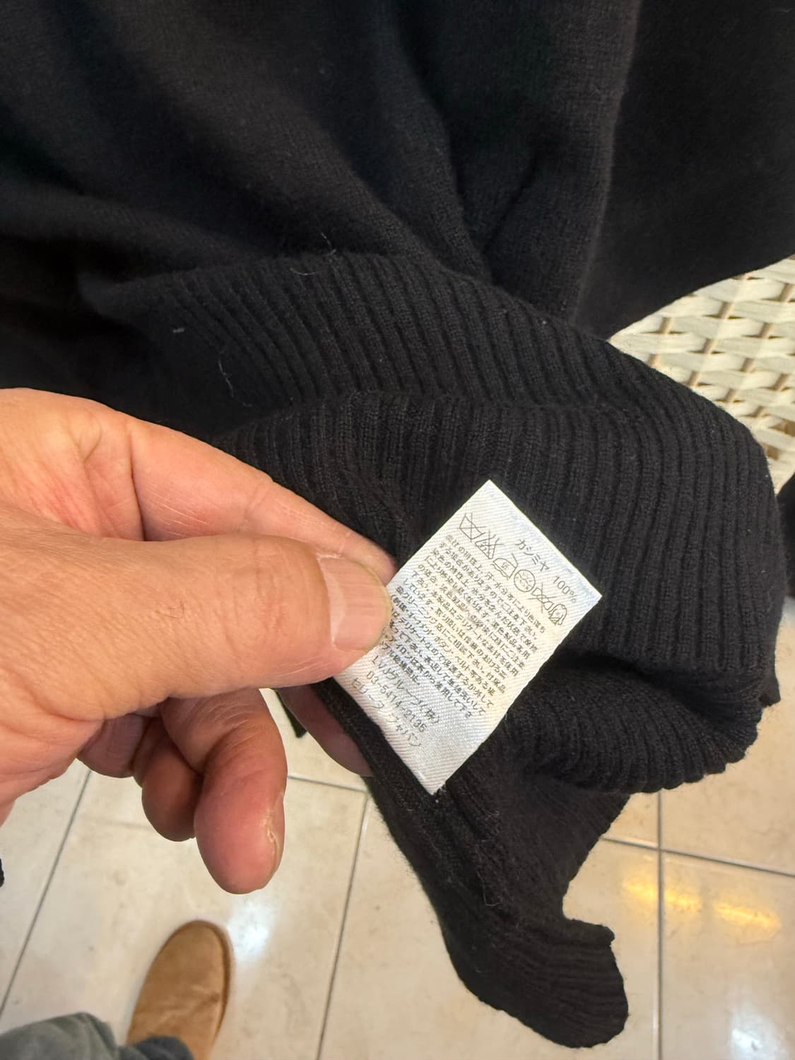 66-77 정품 셀린느 캐시미어 가오리 니트 팝니다 상품이미지4