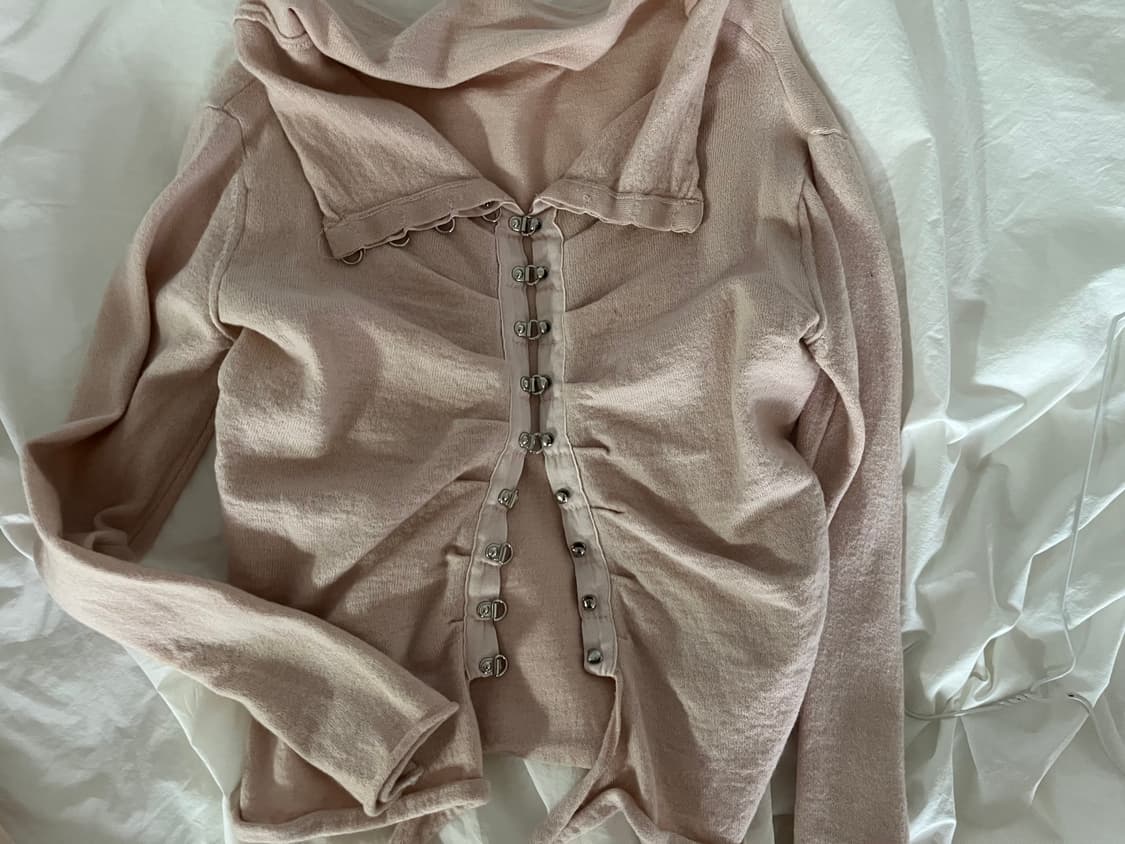 조르지오 아르마니 버클 니트 가디건  상품이미지1