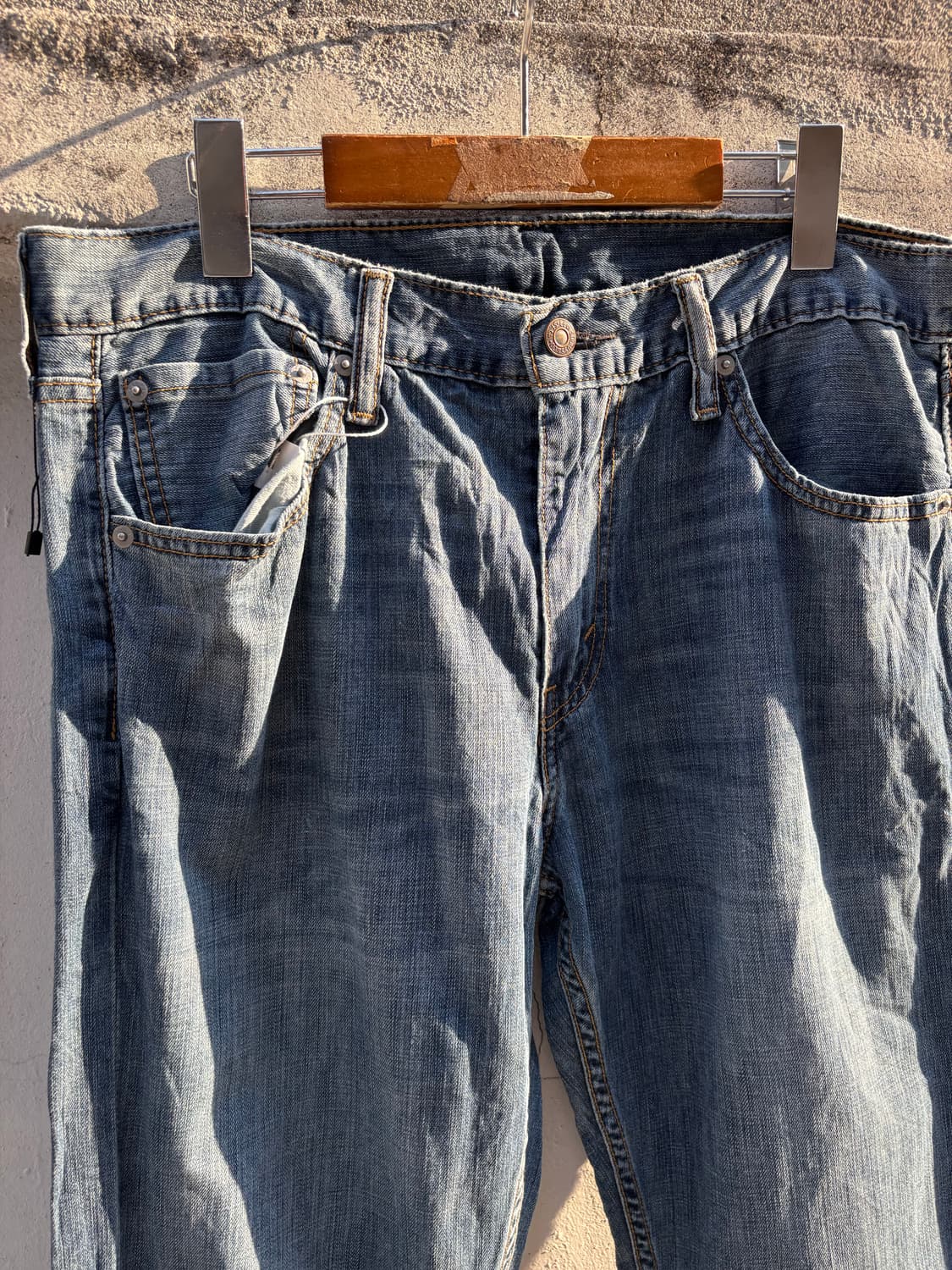 Levi’s 527 부츠컷 카우보이 데님 팬츠 상품이미지4