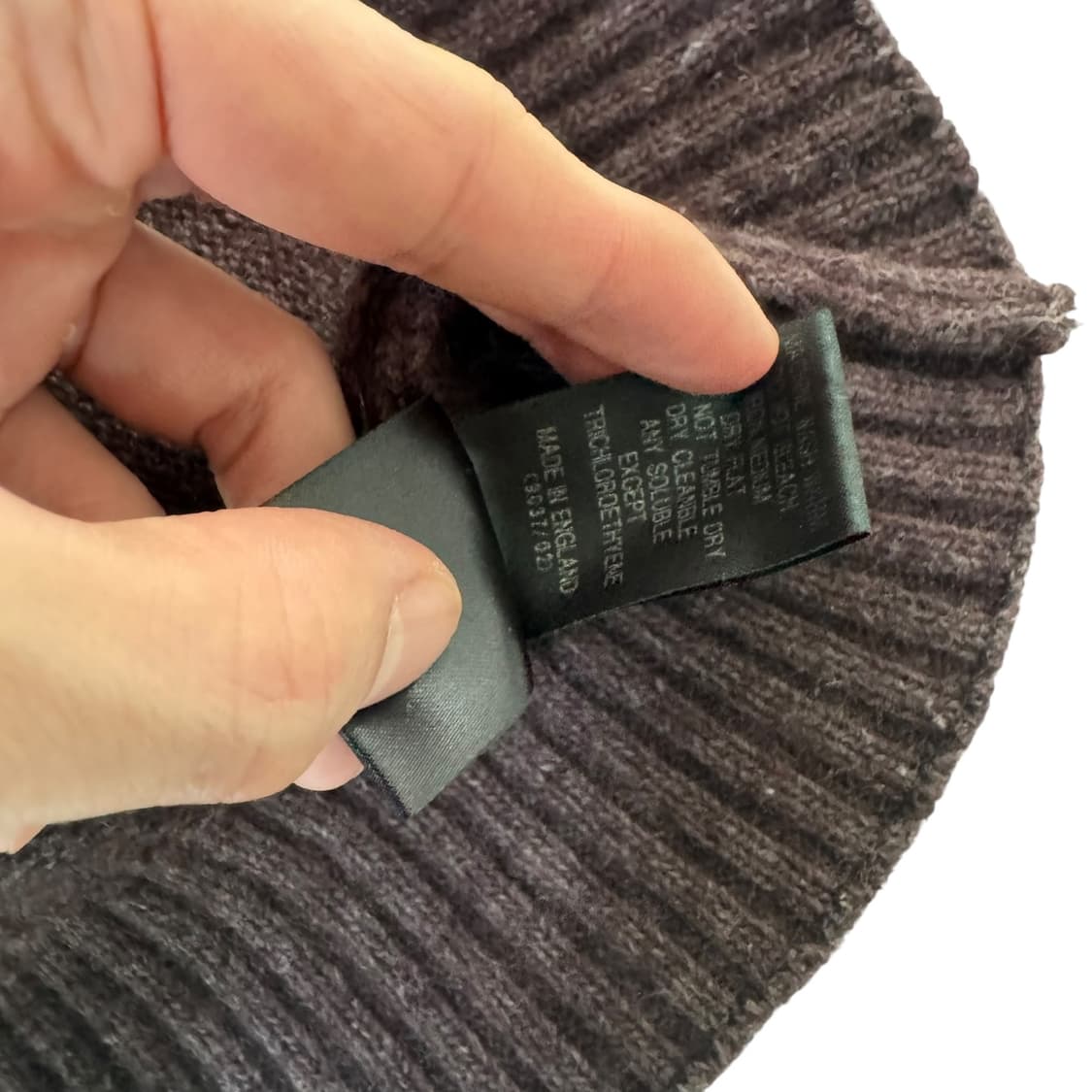 정품 버버리 노바체크 암패치 브라운 니트 상품이미지5