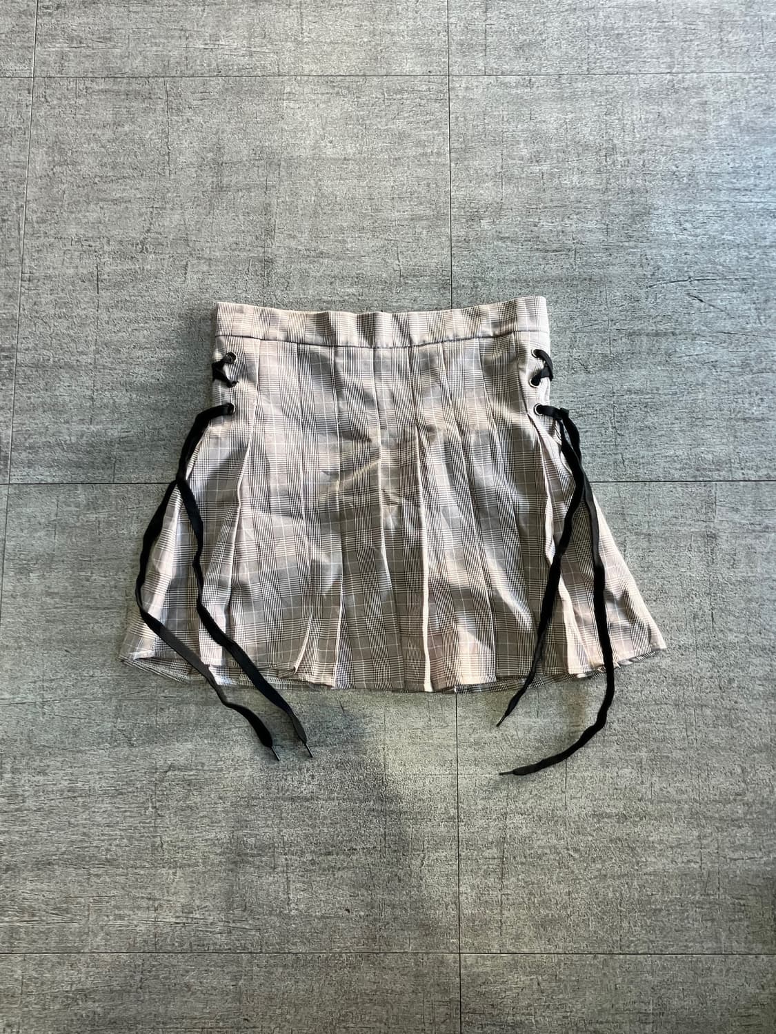 일본빈티지 핀터깔y2k 펑크갸루 사이드리본 플리츠스커트 상품이미지1