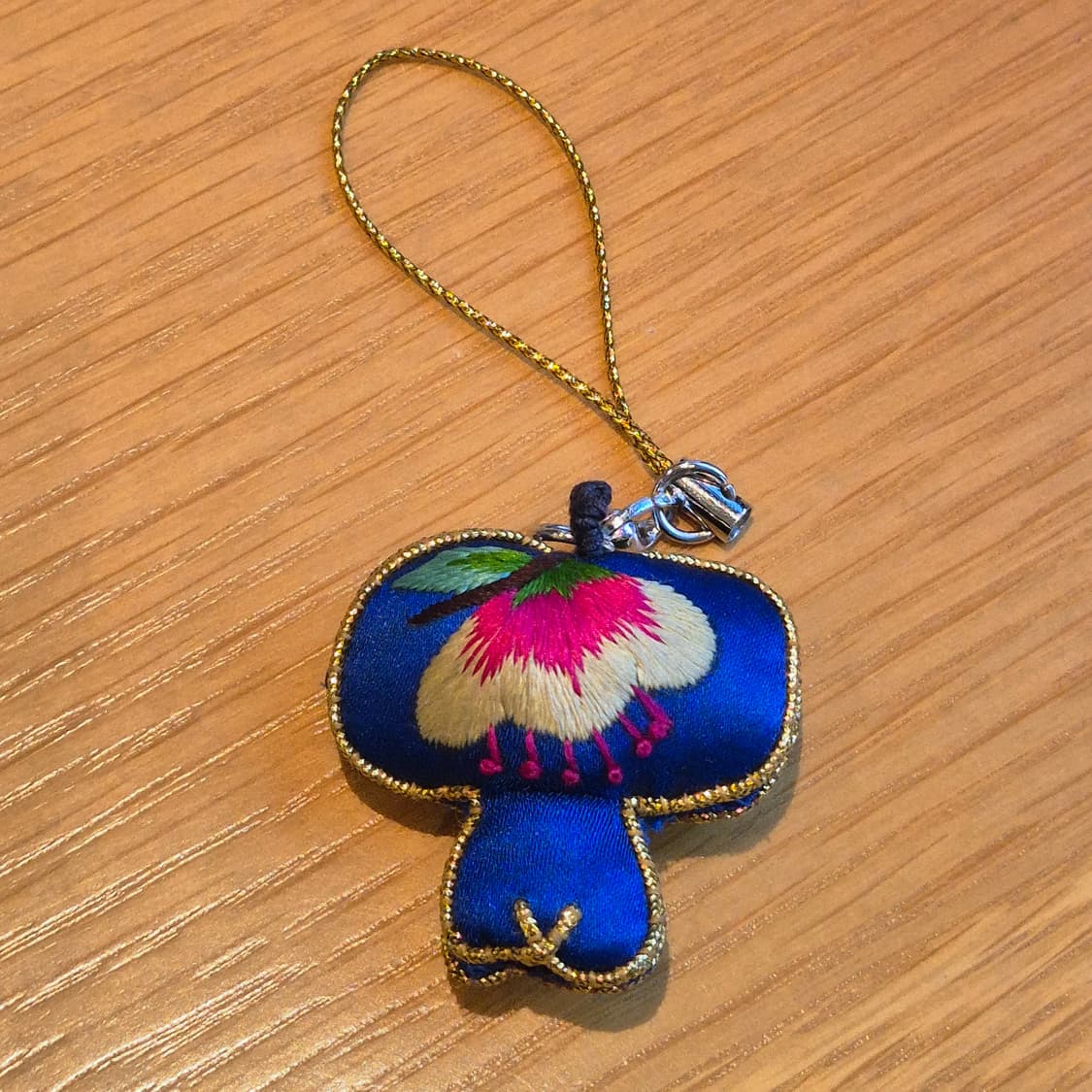 핸드메이드 오리엔탈 자수 키링 상품이미지5