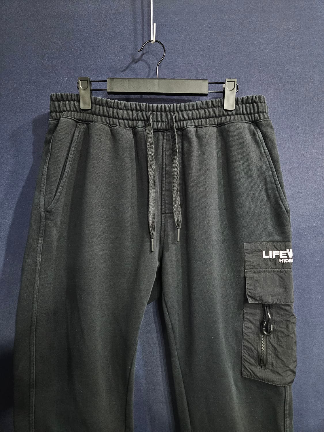 라코스테 블랙컬러 남성 허리 32~34 조거팬츠  상품이미지7