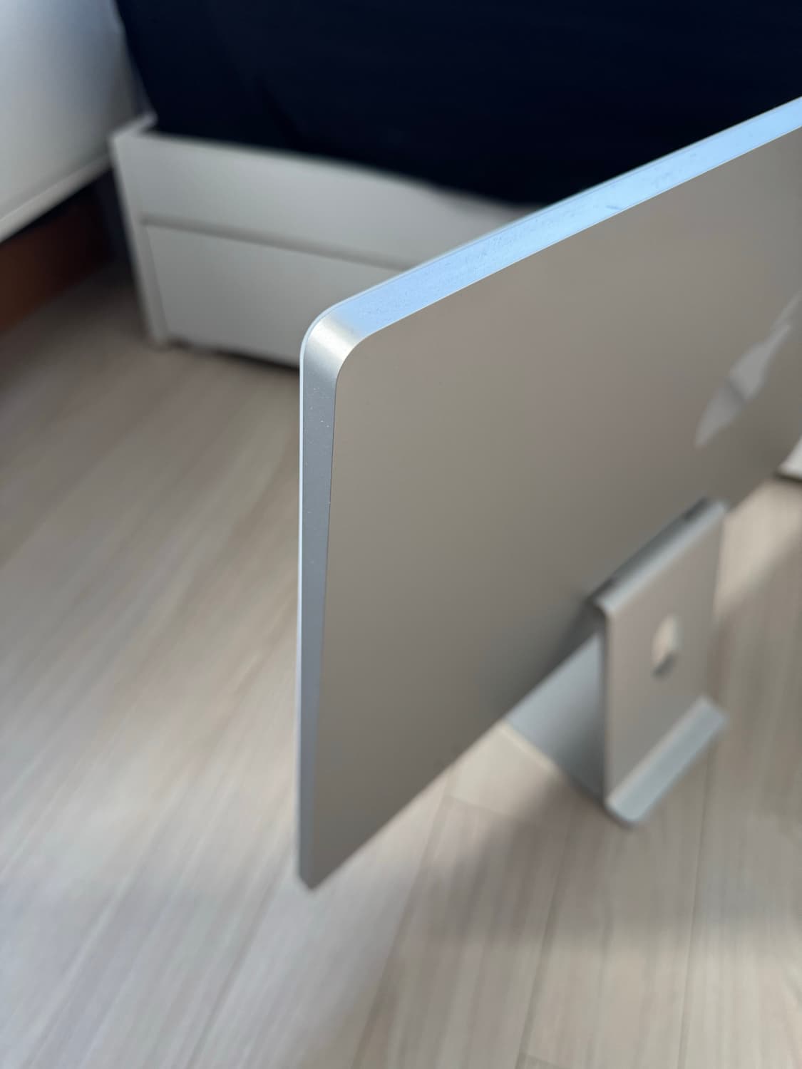 풀박 아이맥 24 M3 실버 8코어 512GB 16GB 상품이미지3