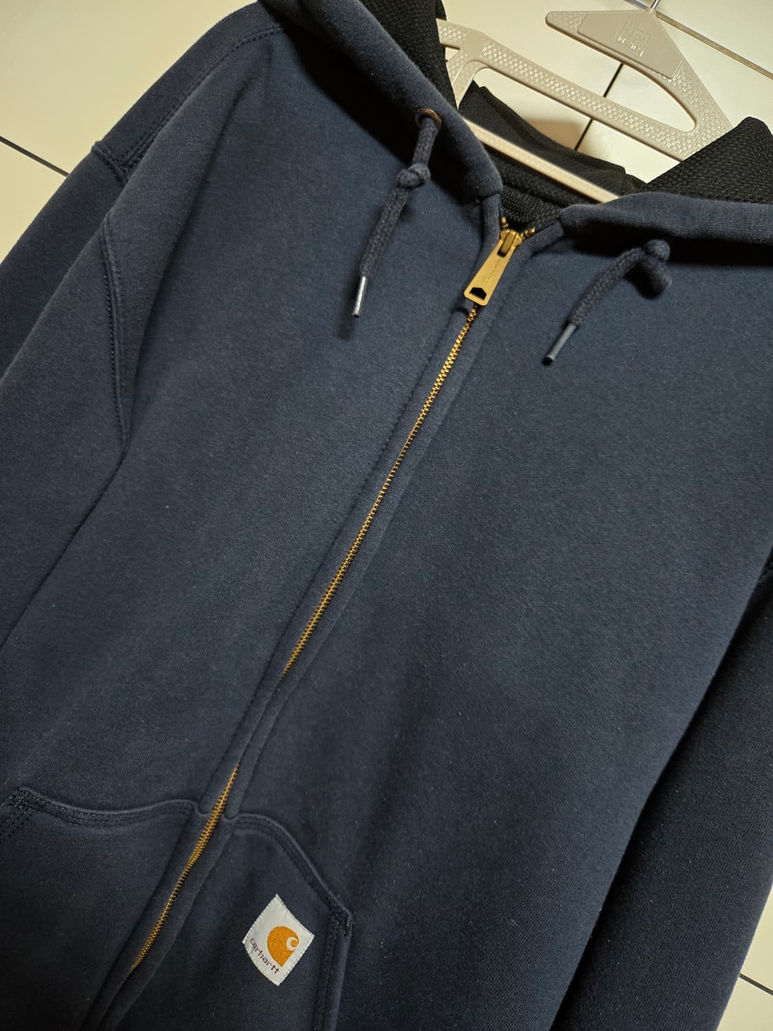 칼하트 네이비 후드집업 상품이미지3