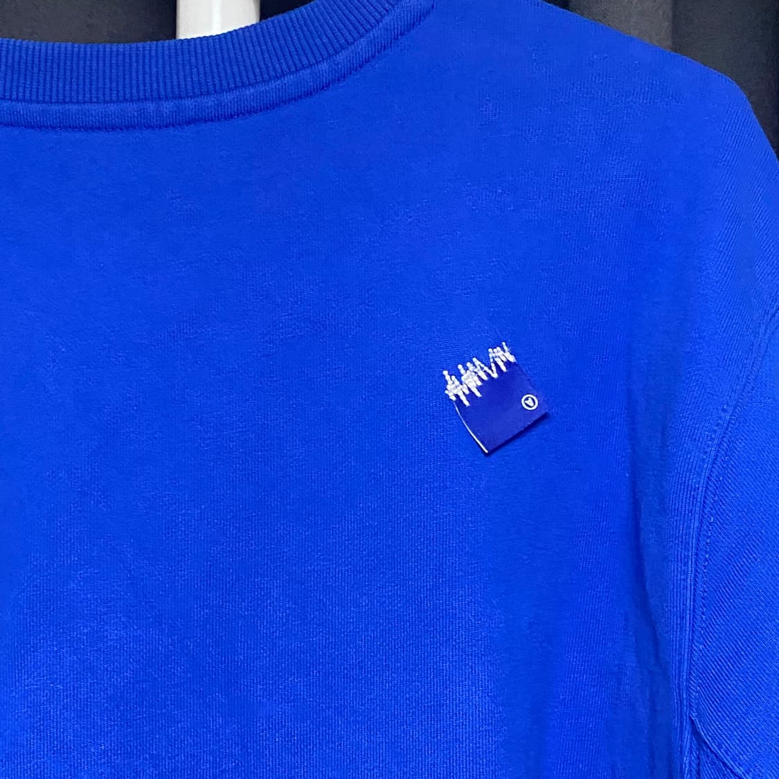 아더에러 시그니피컨트 맨투맨 블루 M 상품이미지4