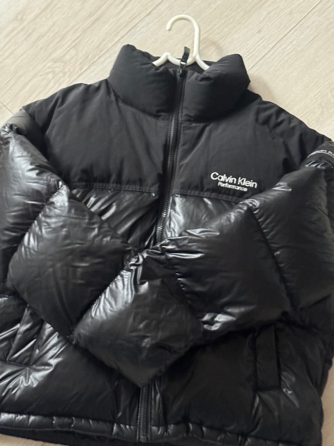 캘빈클라인 퍼포먼스 벌키 패딩 M 상품이미지2