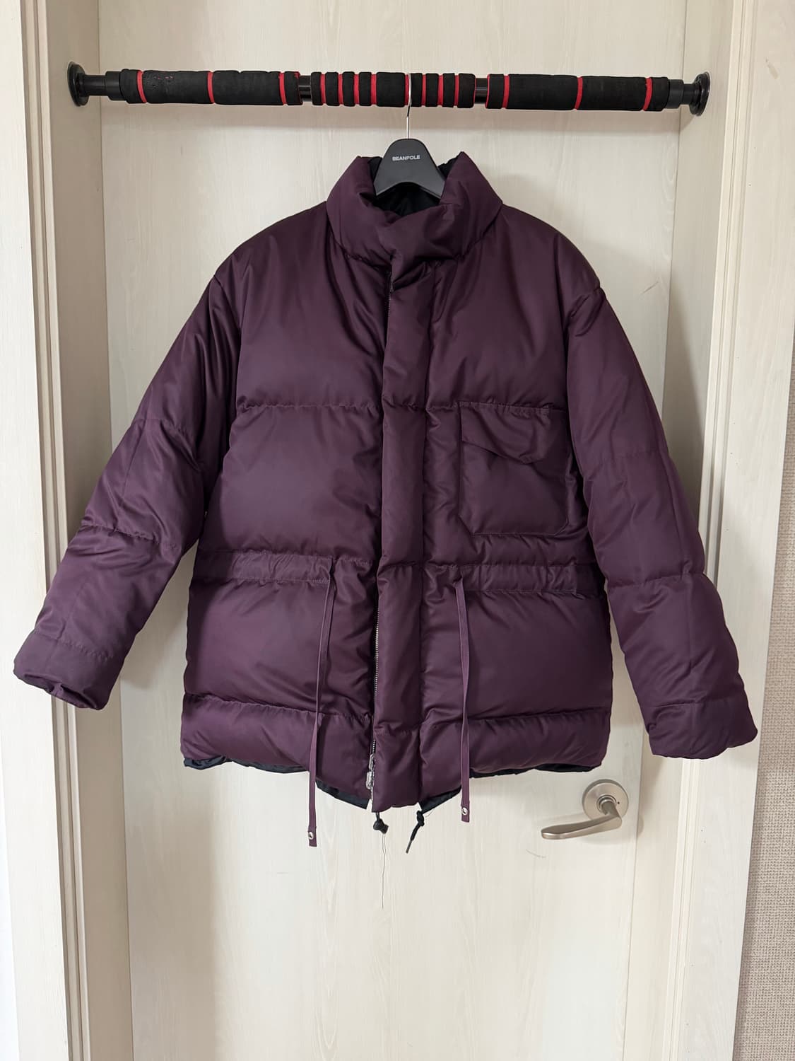 비긴202 리버시블 구스다운 캡틴선샤인 익스페디션 모티브 패딩 상품이미지1