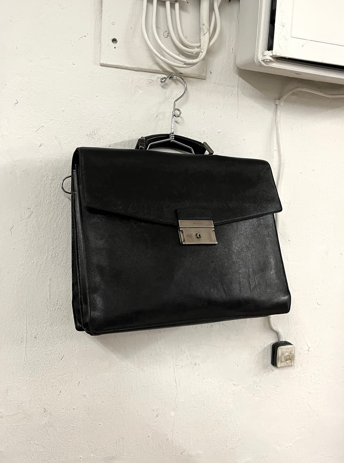 프라다 1998 아카이브 사피아노 레더 브리프 케이스 상품이미지3