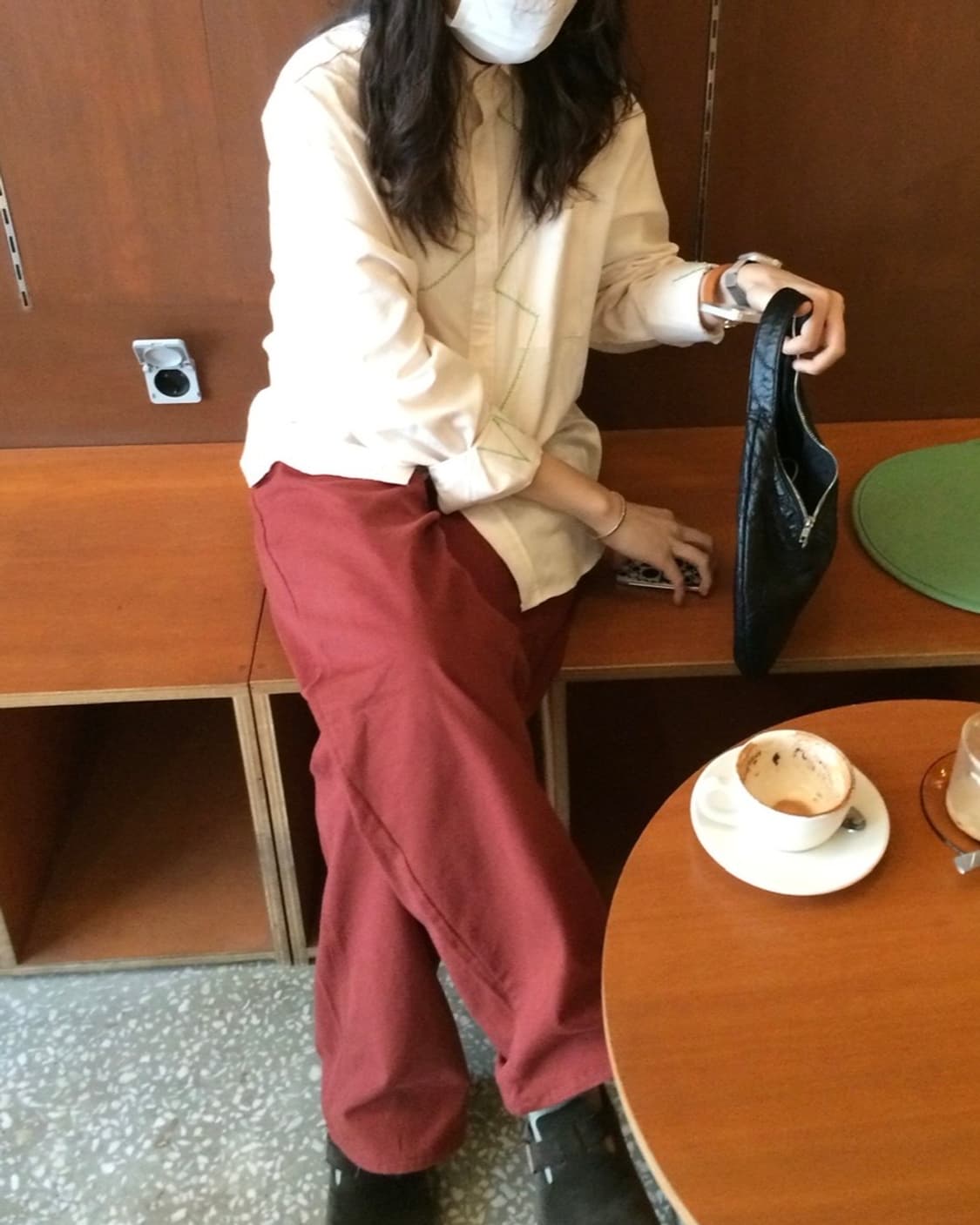 [m] 플라스틱 프로덕트 지그재그 셔츠 (ECRU) 상품이미지2