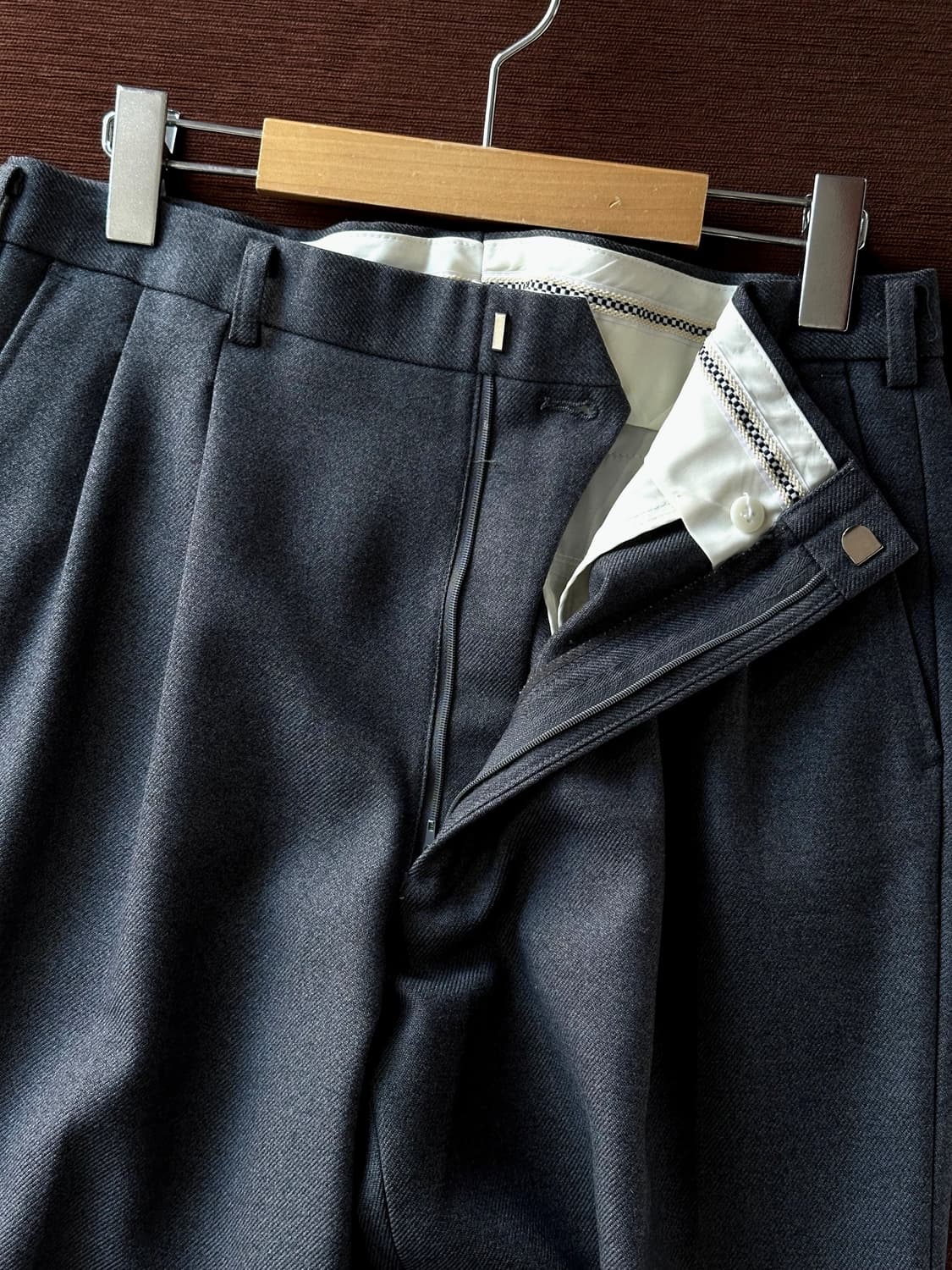 2 pleats straight wool blend slacks 상품이미지1