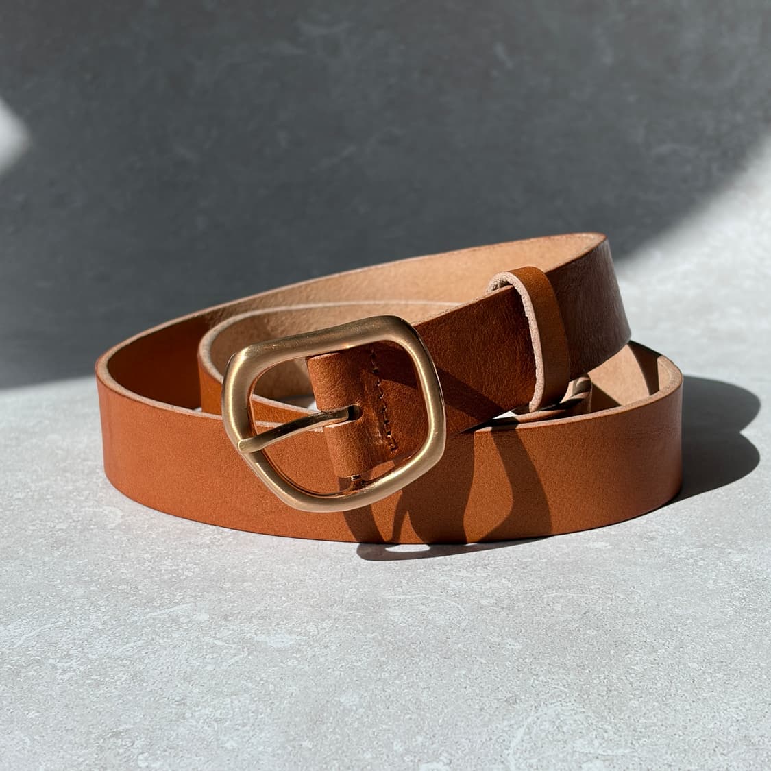 Oribell 커브드 24k 골드플레이트 버클 볼드 베지터블 소가죽 벨트 상품이미지10