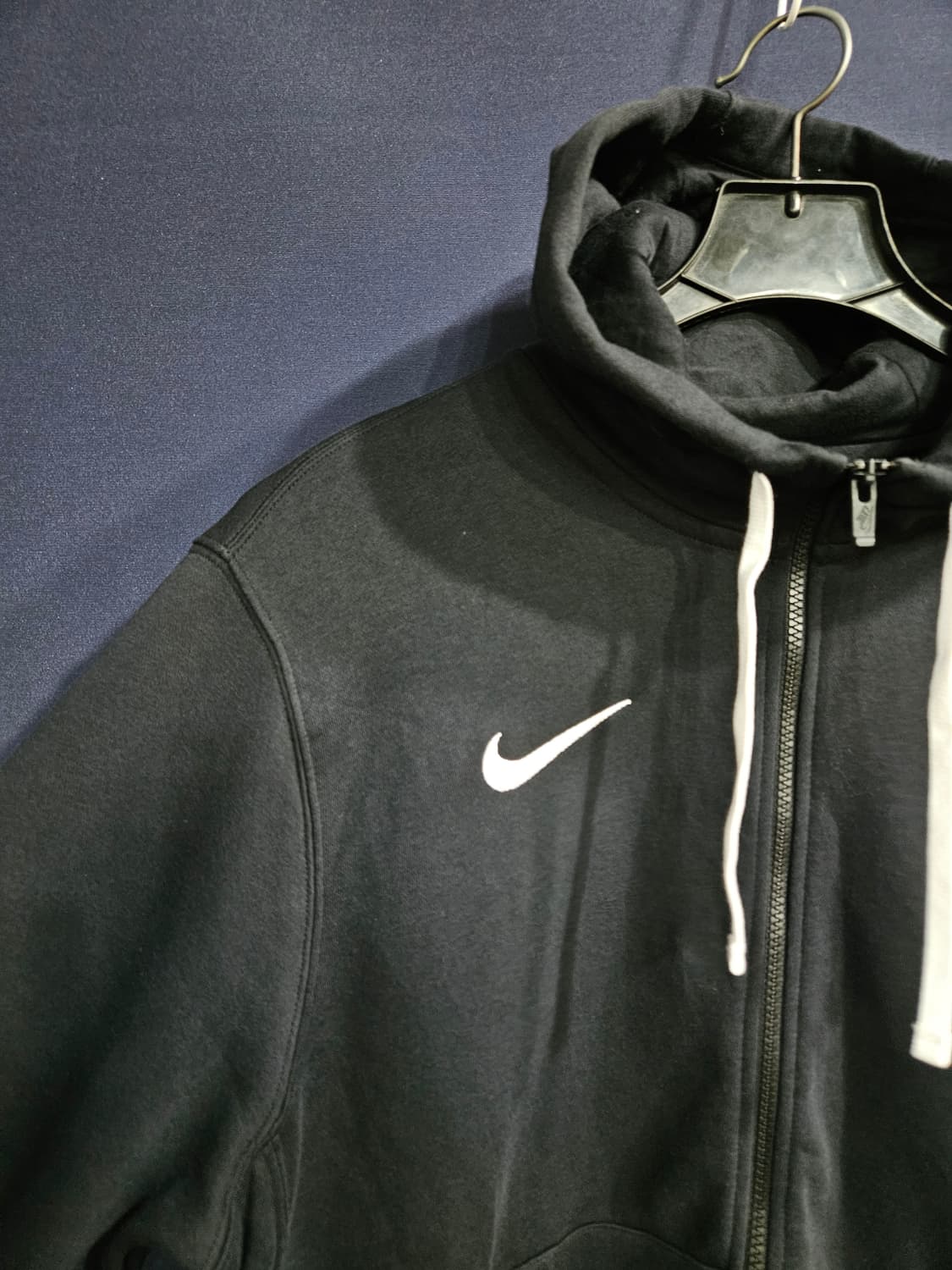 나이키 자수로고 블랙 남성 110 기모 후드집업  상품이미지4